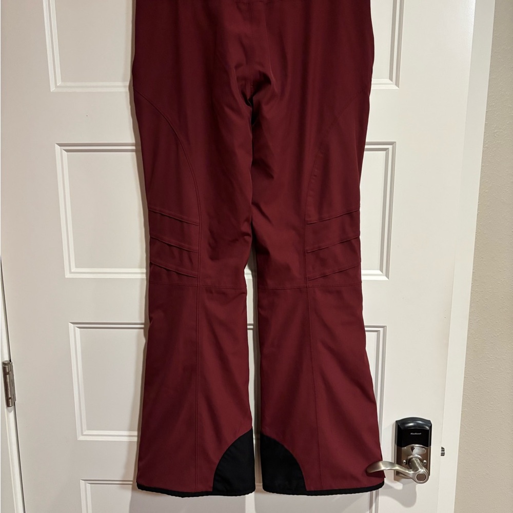 Athleta Women’s Deep Red Ski Pants with Black Accents - Picture 6 of 8